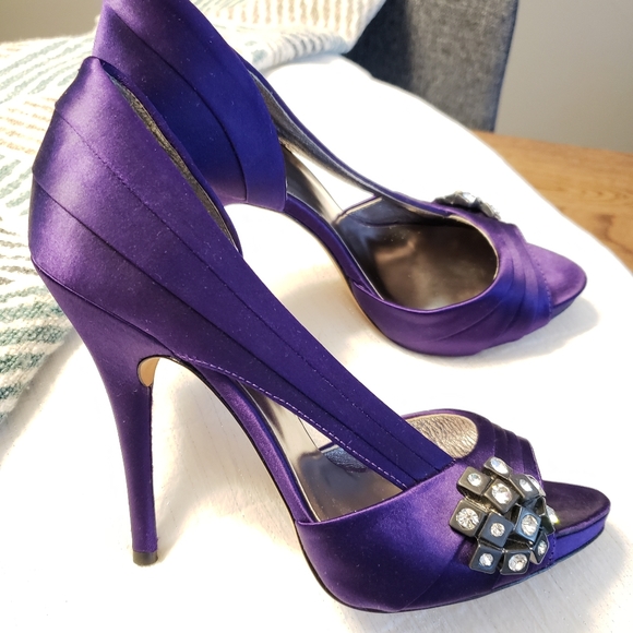 Marciano Guess Heels - Picture 4 of 10